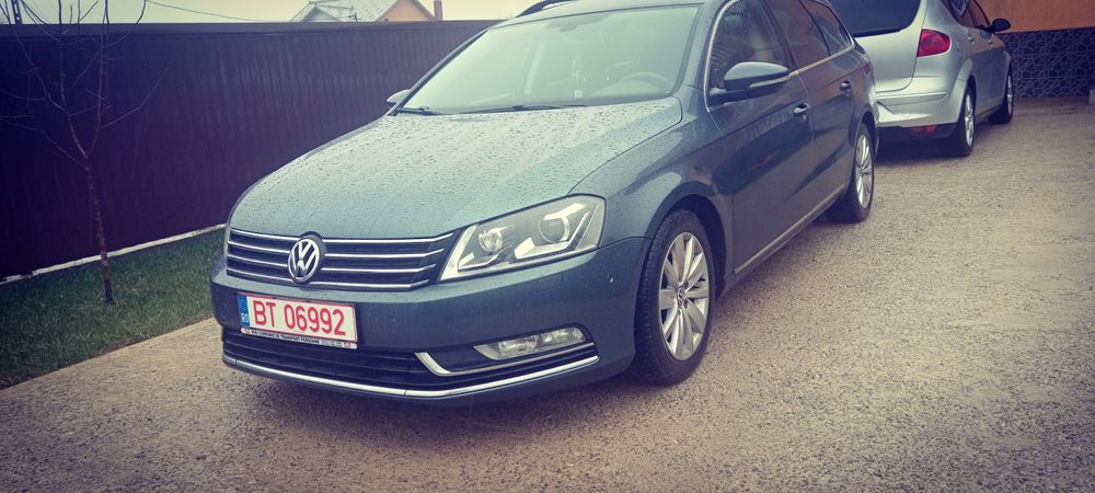 Vând passat break