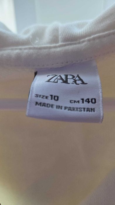 Hanorac, alb-crem, Zara, nou fara eticheta, 140 cm, pentru 10 ani.