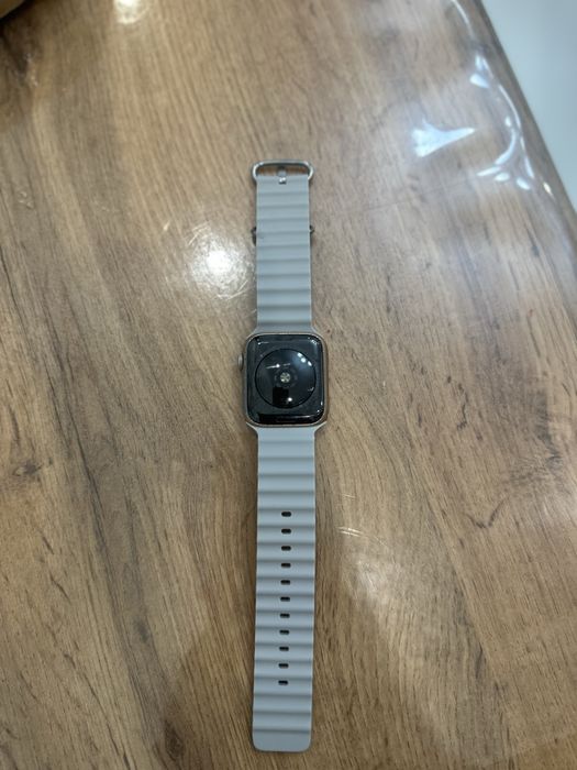 Продам  часы Apple watch!