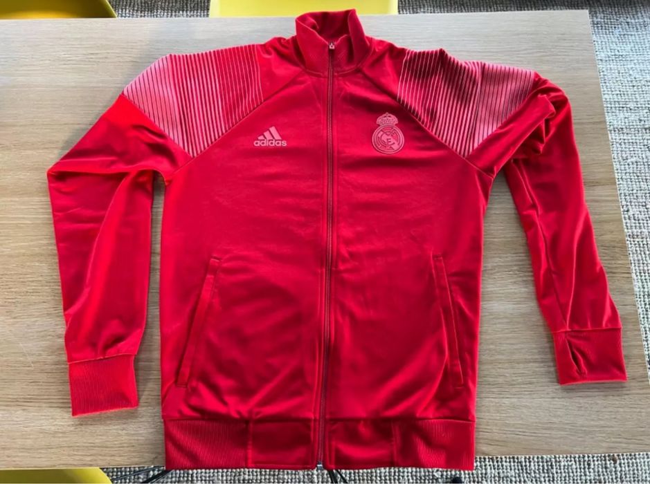 Оригиналне суитчър на Real Madrid размер М