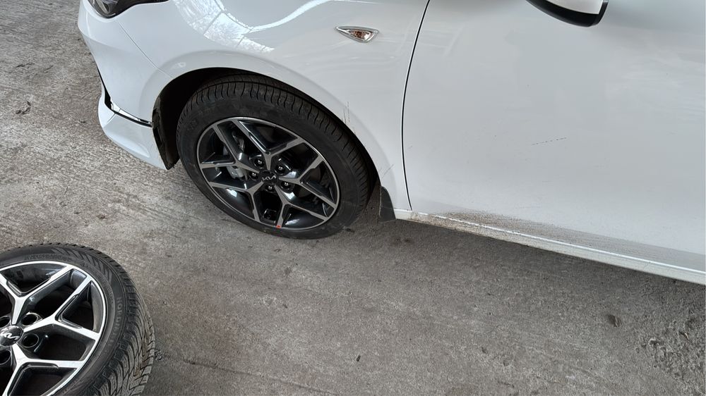 Оригинальные диски с летней резиной на киа сид