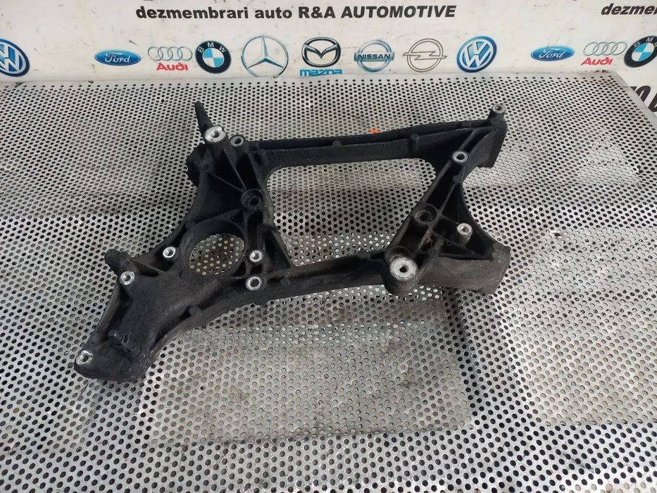 Suport Role Accesorii Mercedes C Class W204 E Class W212 2.2 Cdi Euro 5 Motor 651 - Dezmembrari Ara