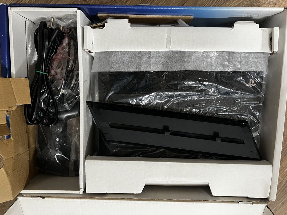 Ps 4 versiya :13.4 срочно сотилади