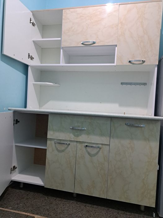 Oshxona garnitur 1.5m Oq Mramor + Tosh stol IDEAL