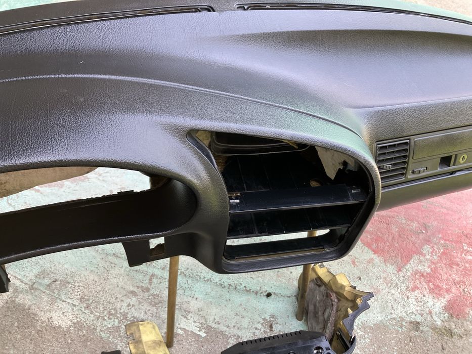 Bmw e36 торпедо