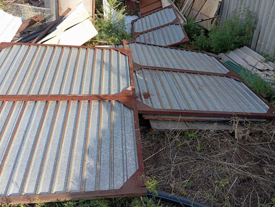 Ворота 3,2х2 м, калитка 1,2х2, м,