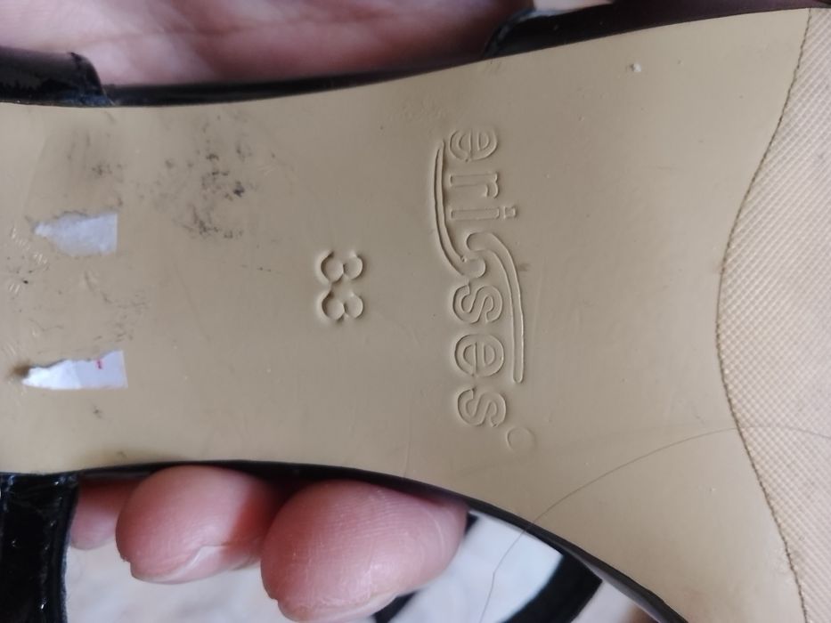 Пролам женскую обувь 33, 34, 35 размера