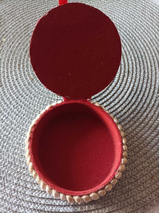 Нова кутия за бижута от Карибите