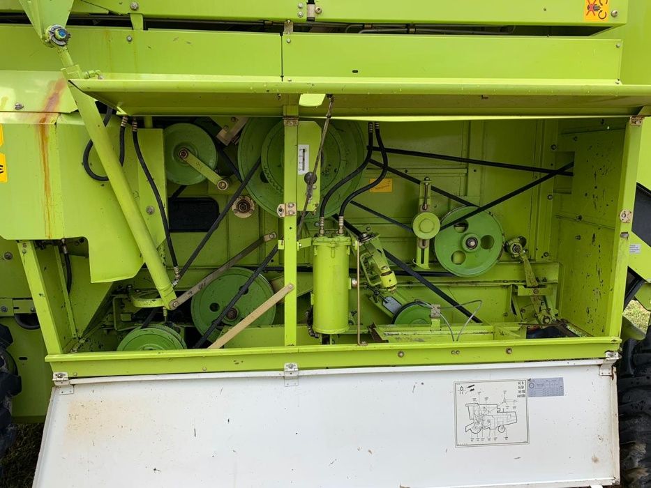 Зерновой комбайн Claas Dominator 58