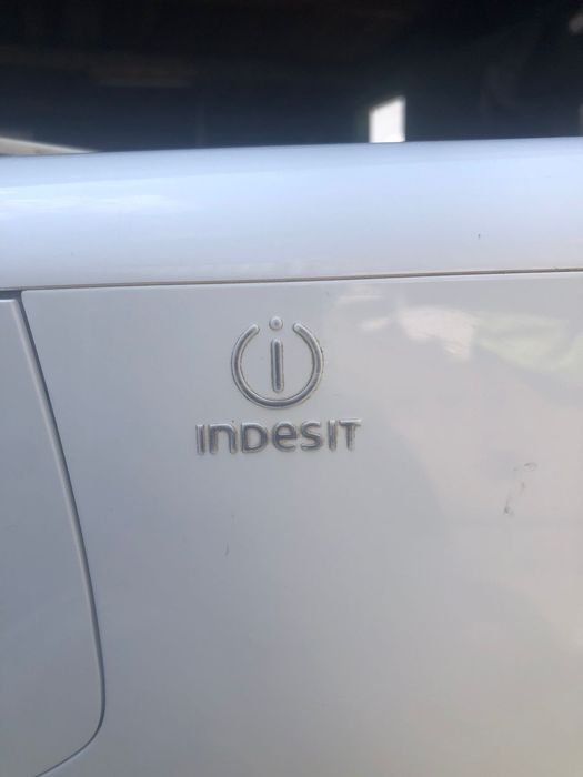 Стиральная машина indesit  б/у