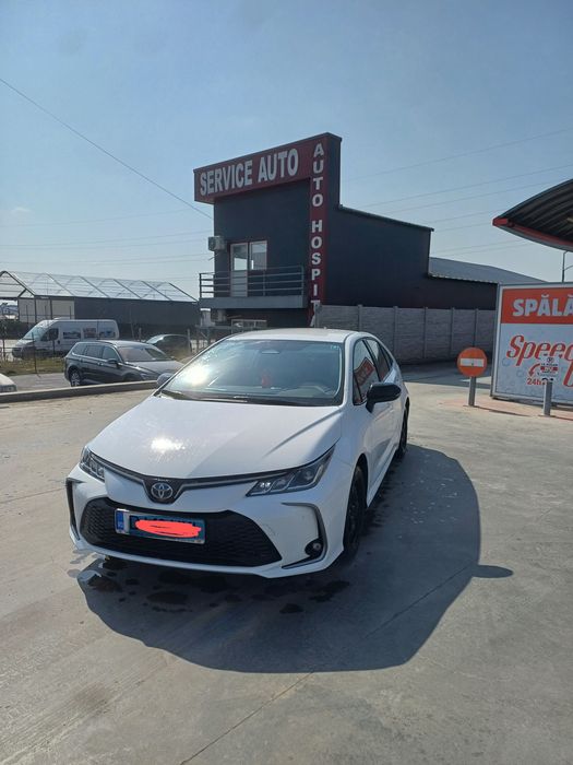 Vind  sau schimb  Toyota corolla 1,8 Hybrid  an 2026  ,Proprietar