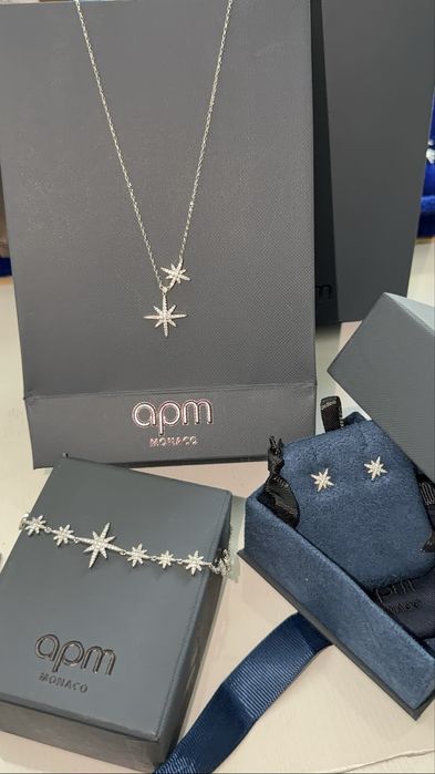 Apm monaco украшения