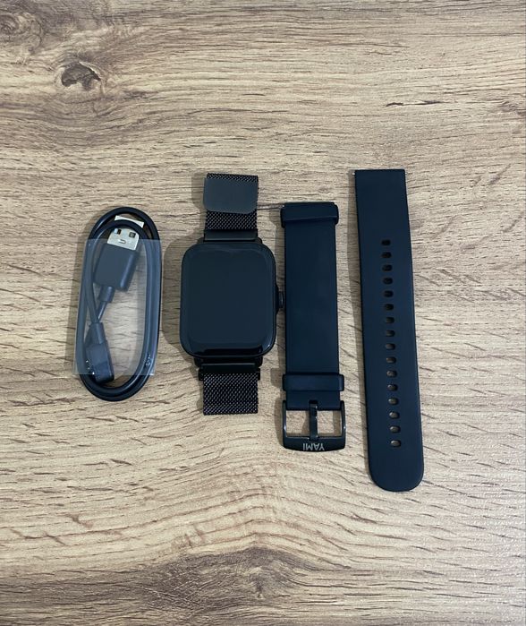 Умные часы YAMI.