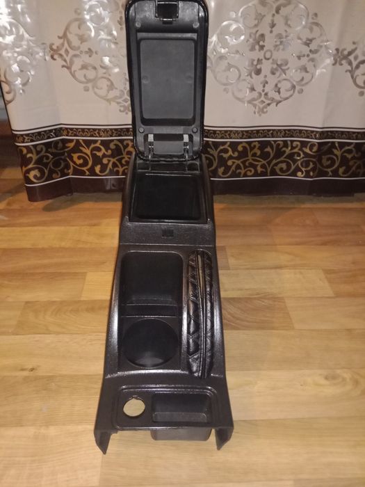 Подлокотник продам