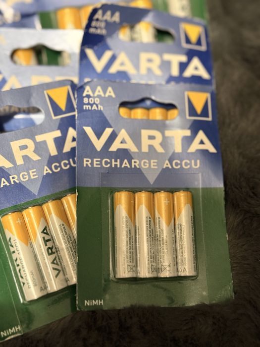 Acumulatori/Baterii reincarcabile VARTA AAA/AA