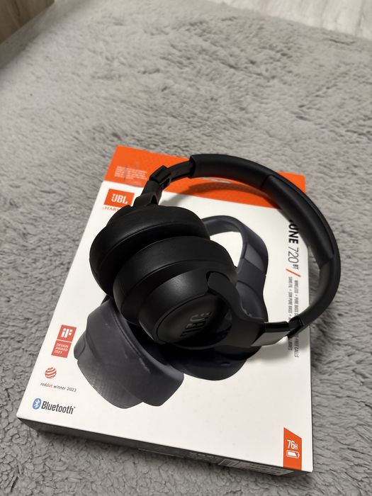 Caști JBL tune 720bt