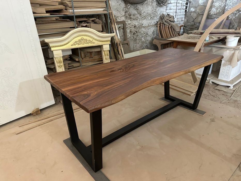 Столы в стиле лофт