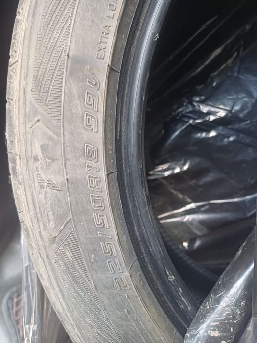 Шины 225/50/R18 б/у