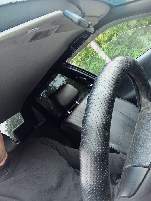 Продаю пассат б4 за 2млн можно