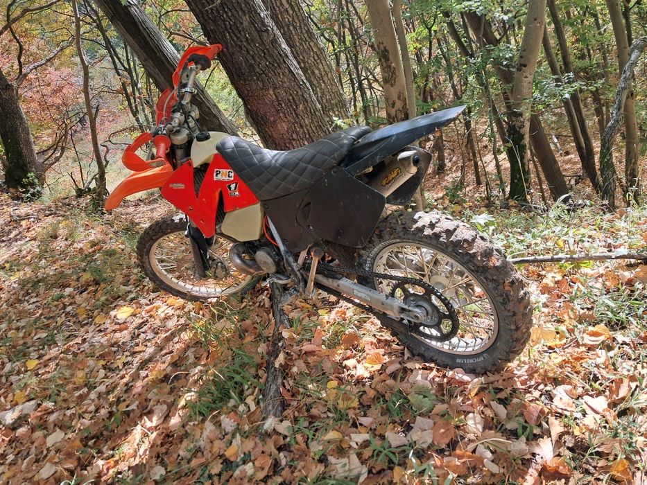 Cross ktm exc 200cc,2t,cititi descrierea