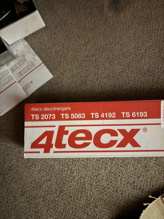 ЗАТВАРЯЩ МЕХАНИЗЪМ ЗА ВРАТИ 4TECX TS 2073 С НОЖИЧНО РАМО