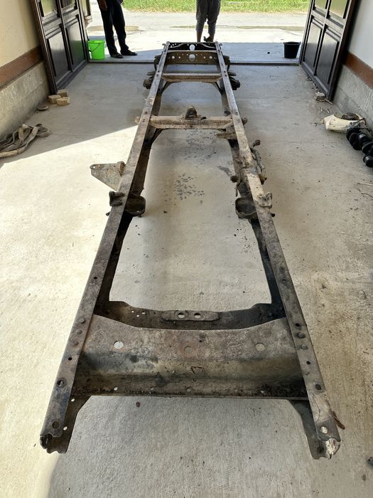 Zil zapchastlari : kuzov ram old orqa most