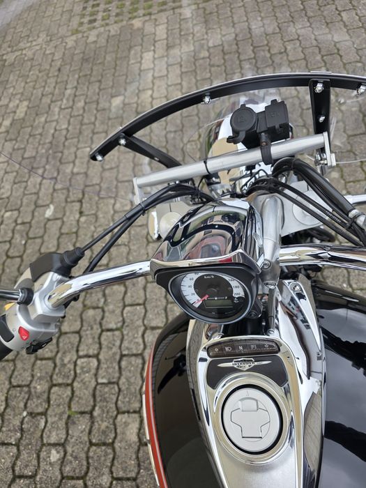 Suzuki Intruder M800