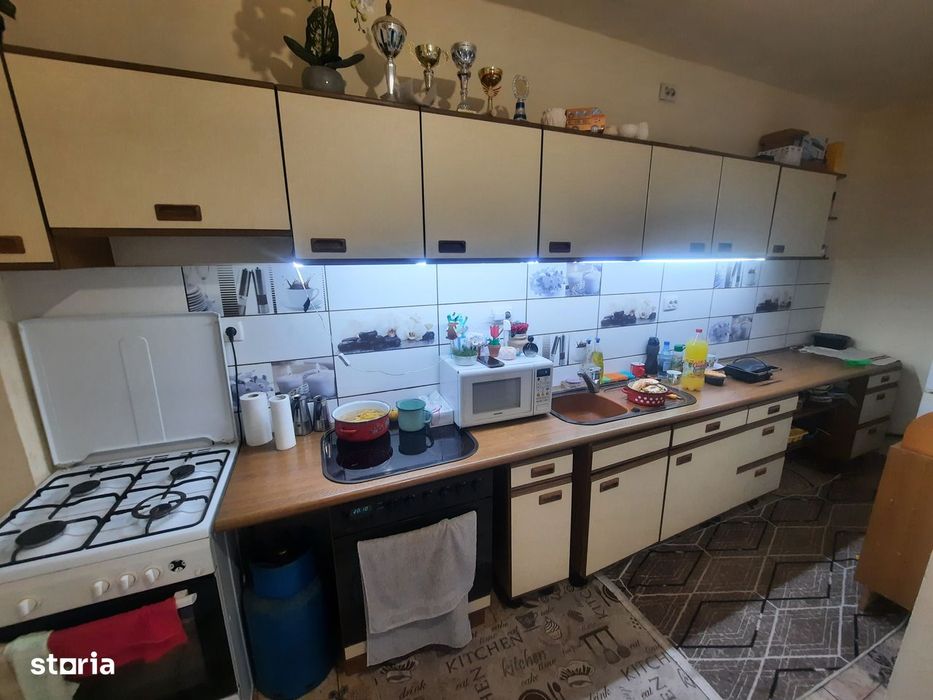 Vand casa cu etaj teren 6,8 Ari Micula jud Satu Mare