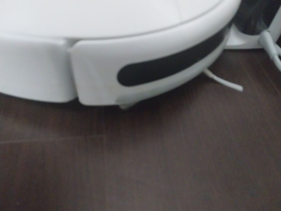 Продам робот-пылесос