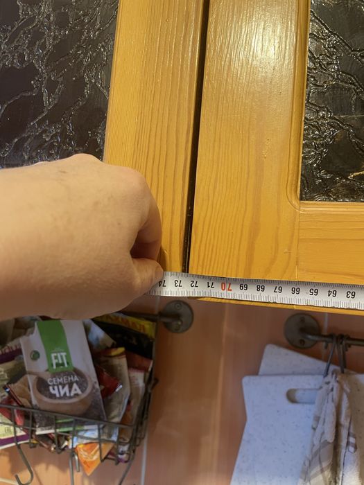 Шкаф кухонный деревянный