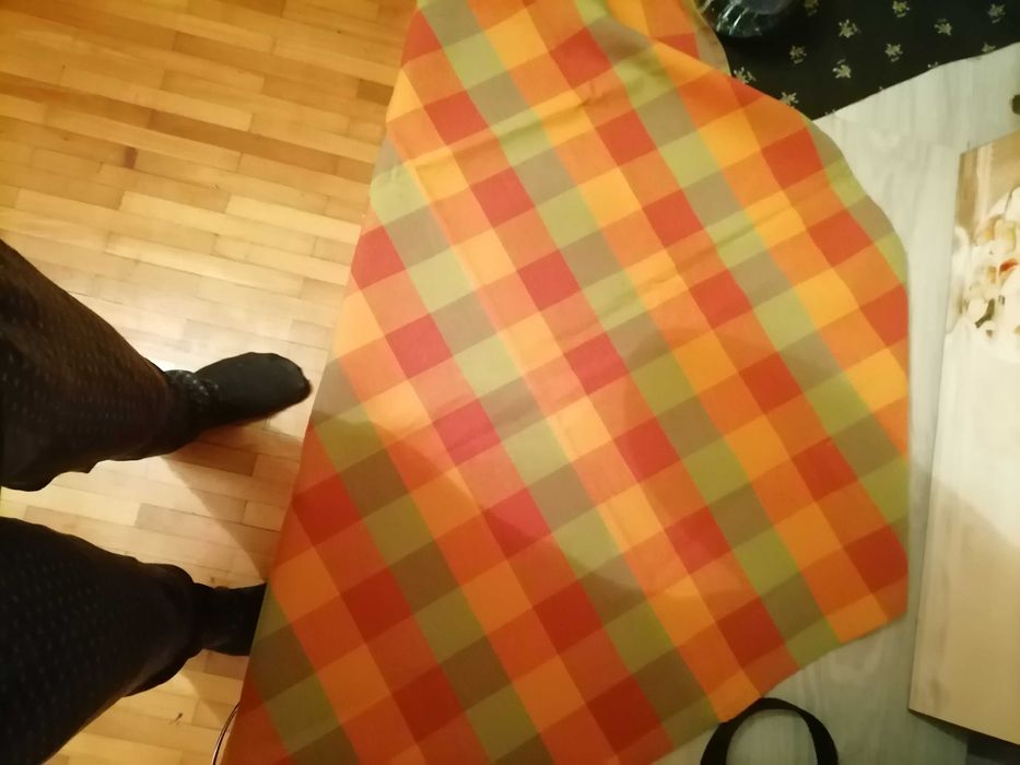 Комплект Покривки с мъниста, платове нови от соца