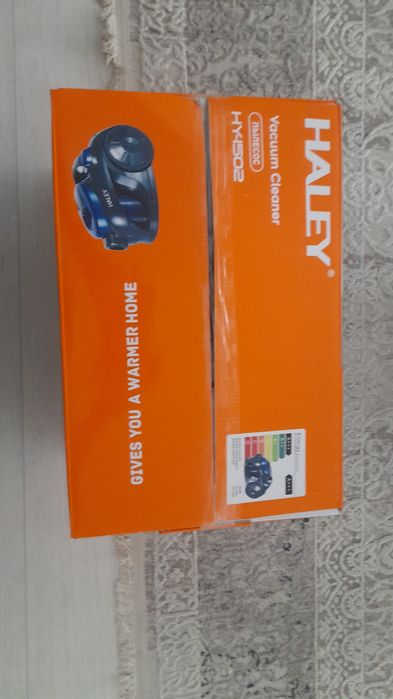 Пыльесос новый haley