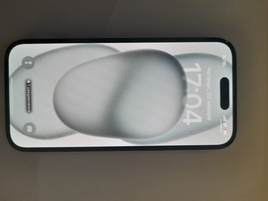 Айфон 15 в хорошем состоянии