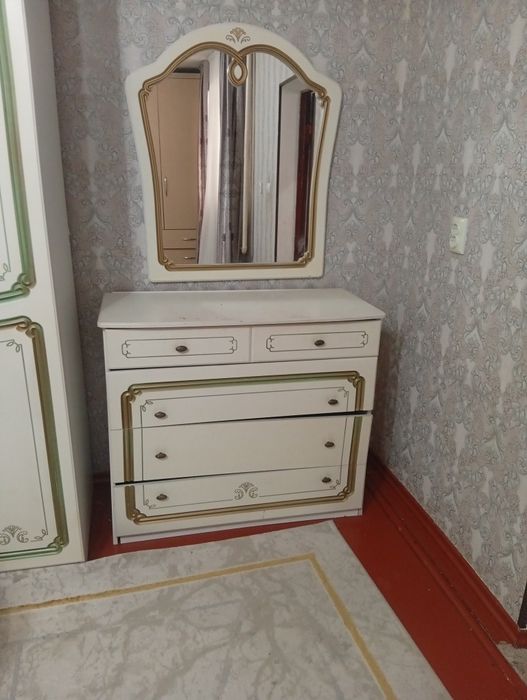 Спальный гарнитур