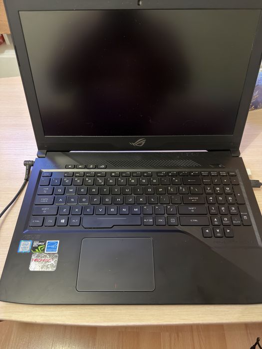 Vand laptop Asus  ROG