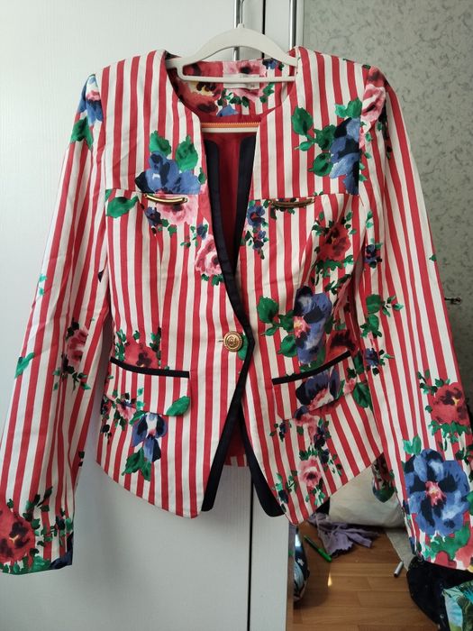 Женская одежа s размер