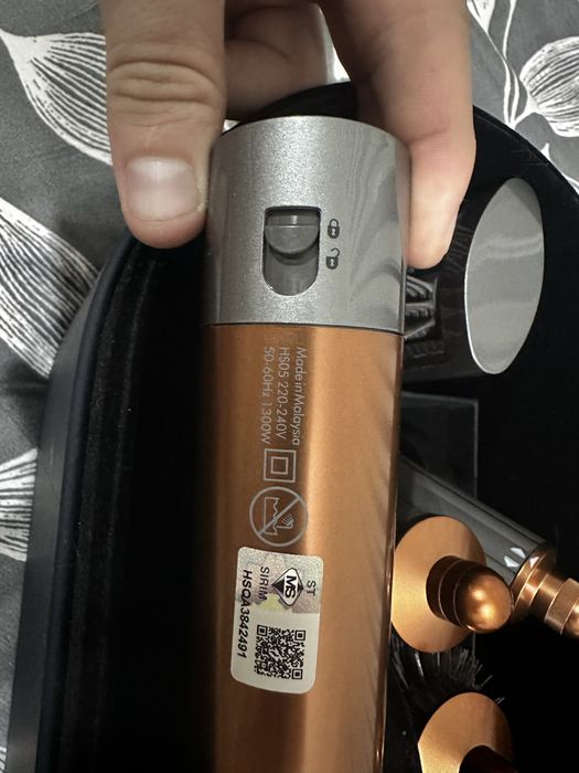 Dayson airwrap va Dayson airstrait original malaysiya