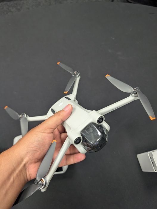 DJI 3 mini fly more combo