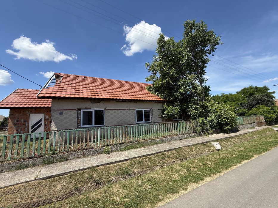 Casa de Vanzare Ungaria Sat Csazlo Pret.13.500 Euro