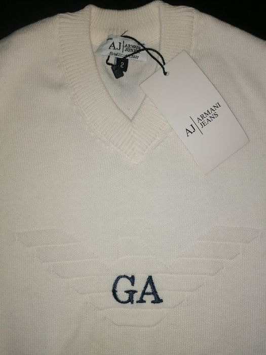 Пуловери Armany Junior и Chikoby за момче 2 год.