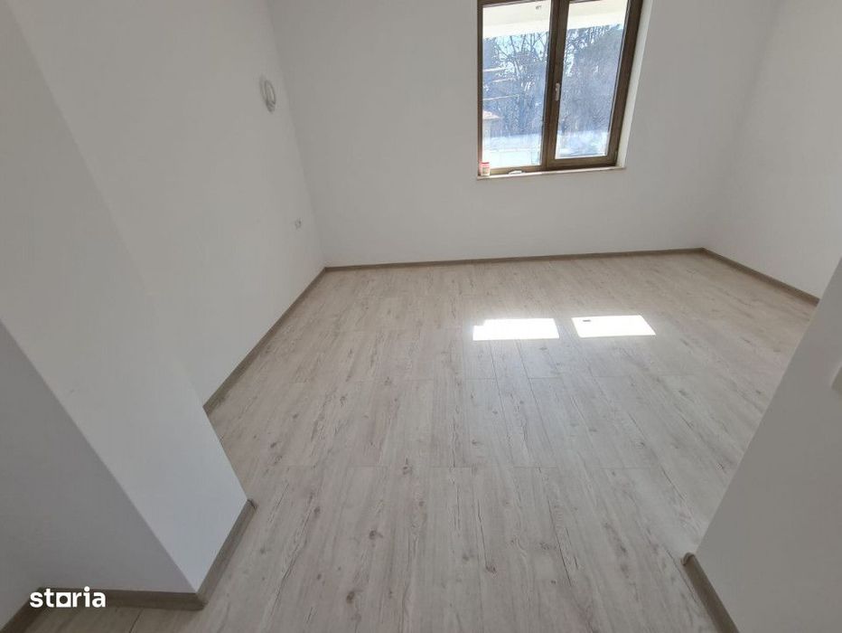 Spatiu parter, bloc nou