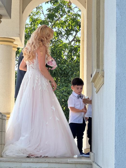 Rochie de Mireasă  LA NOVIA