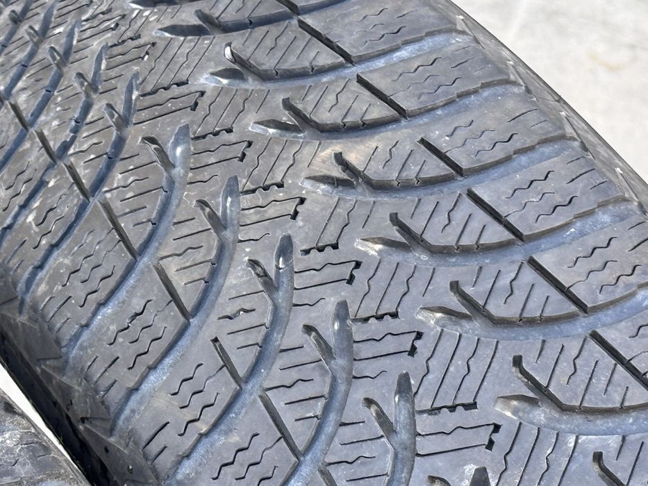 165/65/R15 Micnelin Alpin 2бр зимни 4-5mm