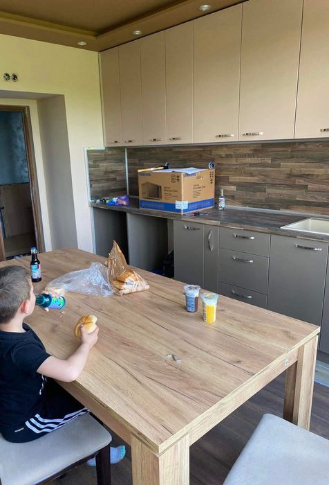 Продава се Тристаен апартамент в Плевен, Идеален център - 98 кв.м за 1480 €/кв.м - Снимка #7