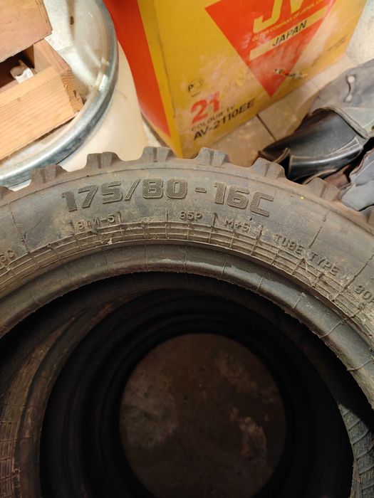 Гуми за Лада Нива Lada Niva 4x4 175/80 r16