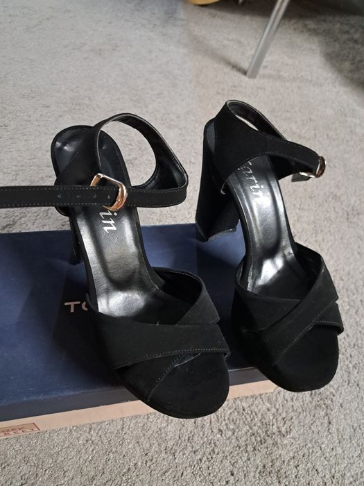 Sandale elegante cu platformă de 10 cm