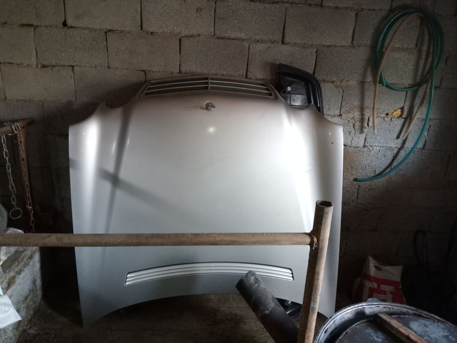 Капот в сборе на Мерседес w210