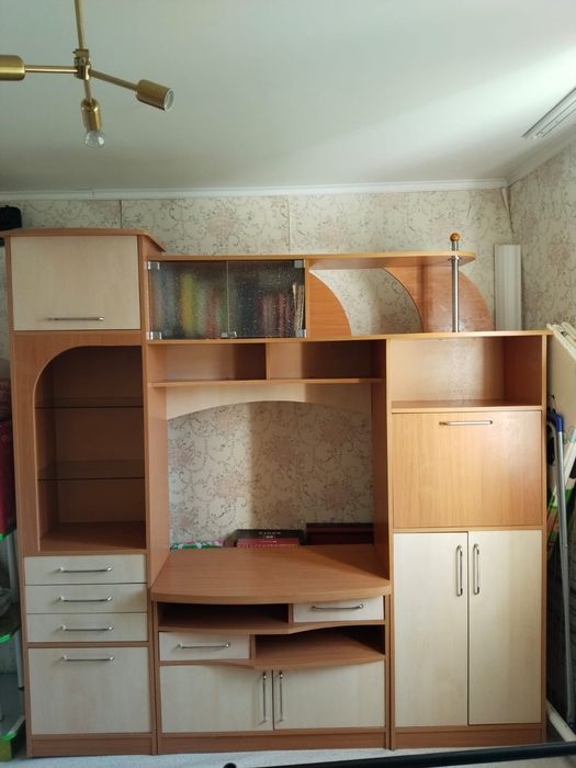 Продам Горку Стенка