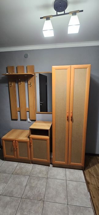 Продам прихожую 5 комплекта, прихожая