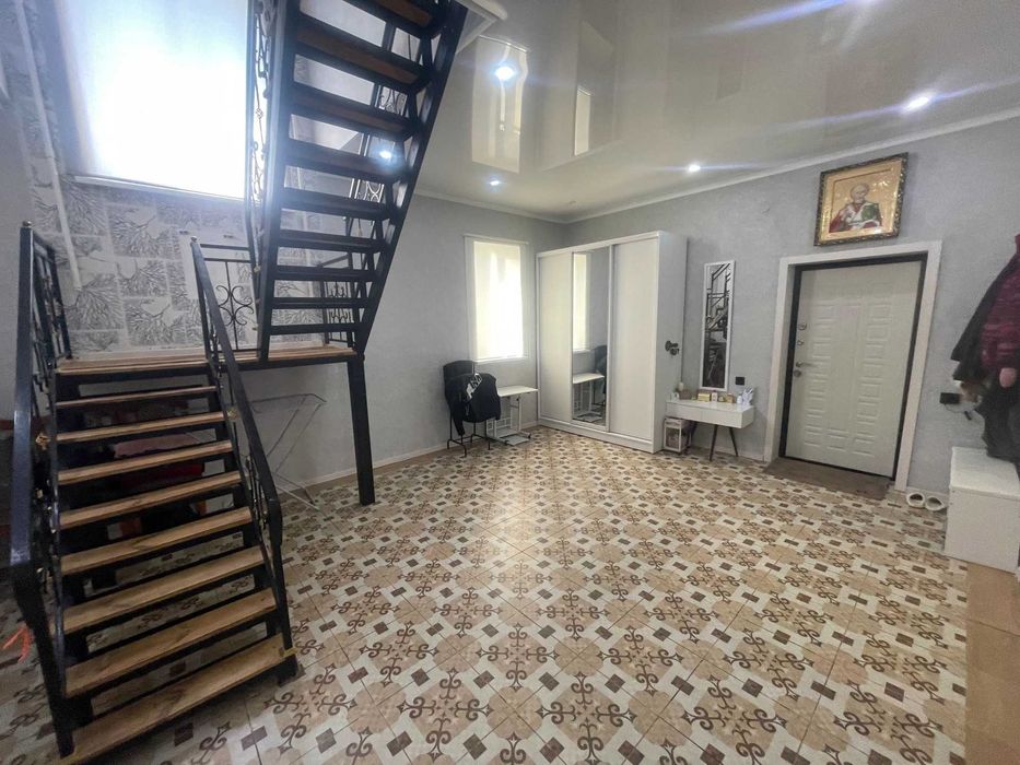 Продажа 2-этажного дома